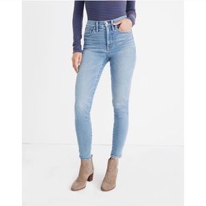 Madewell 10” High Rise Jeans in Hamden Wash